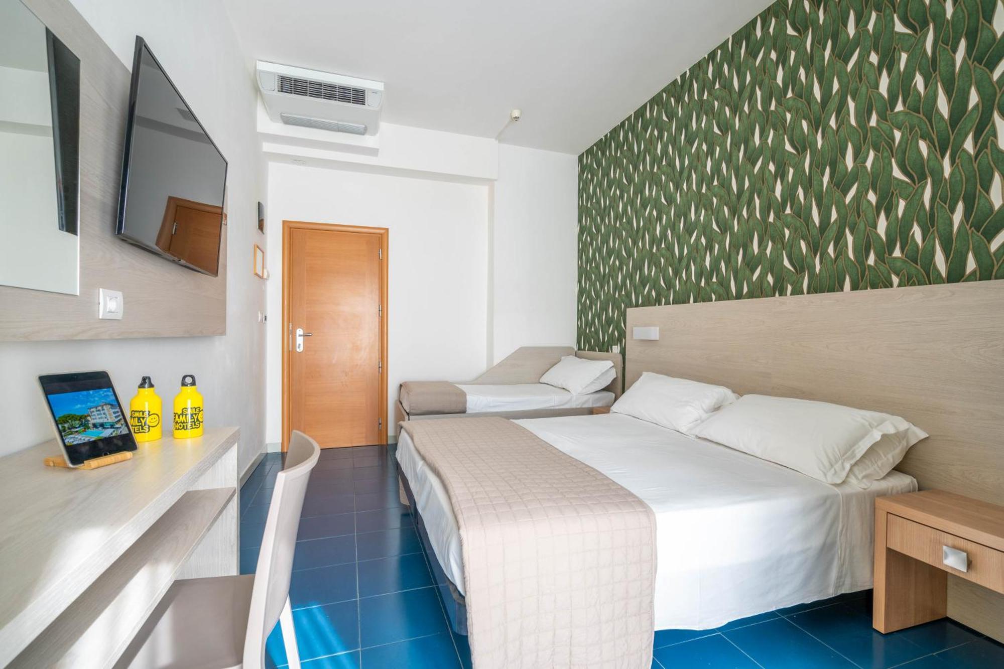 Lotus Hotel All Inclusive & Spiaggia Rimini Eksteriør billede