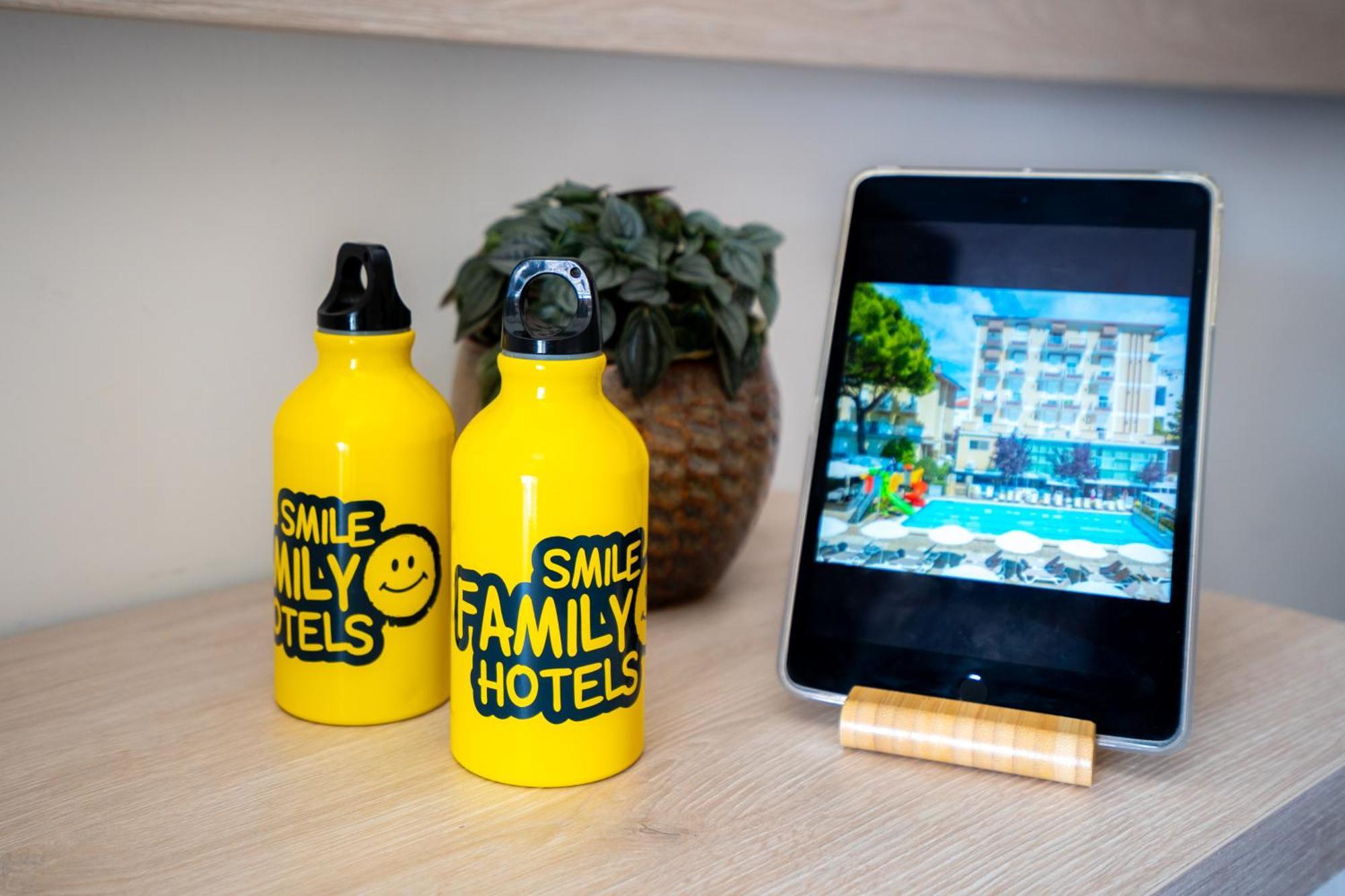 Lotus Hotel All Inclusive & Spiaggia Rimini Eksteriør billede