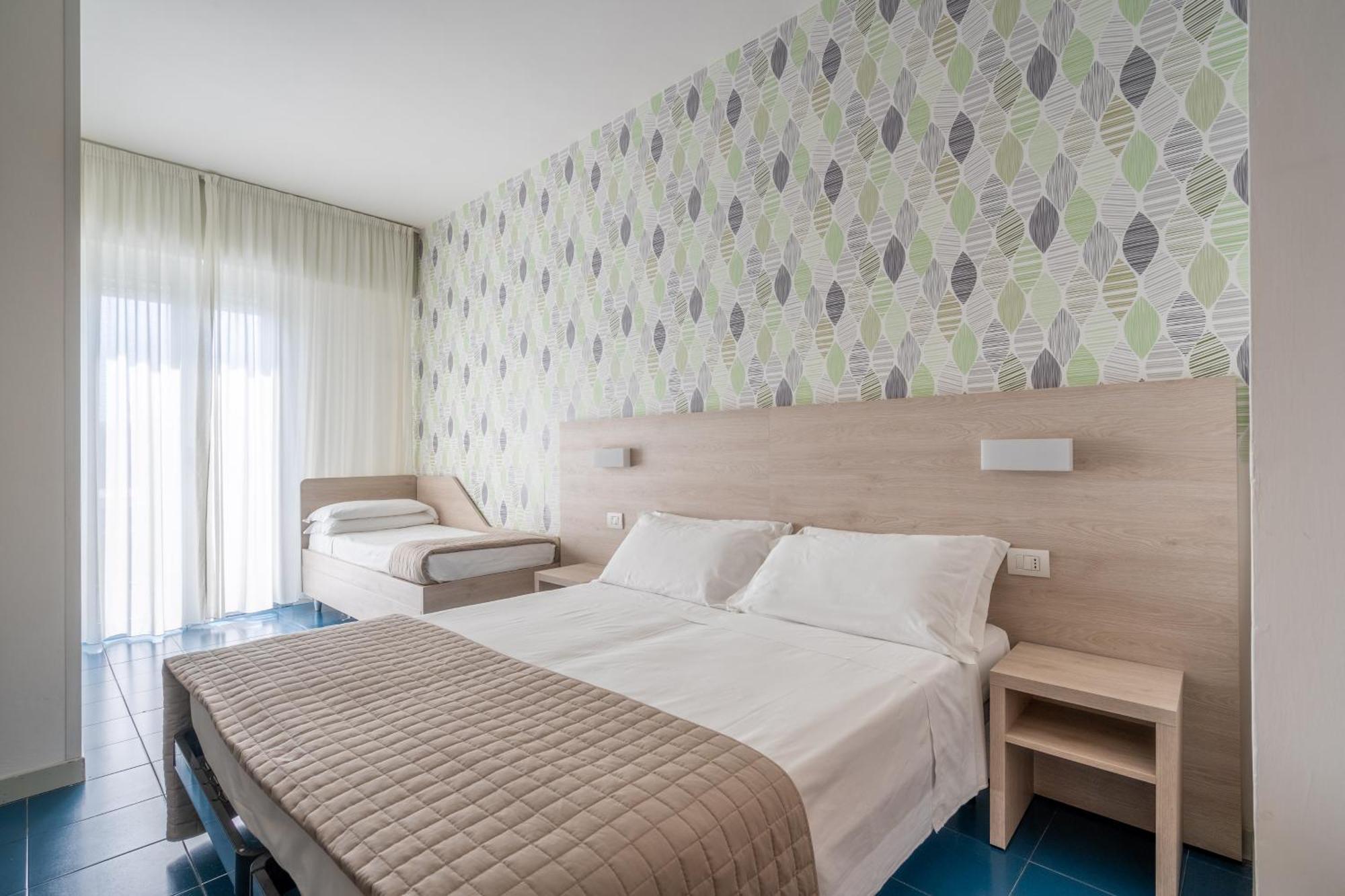 Lotus Hotel All Inclusive & Spiaggia Rimini Eksteriør billede