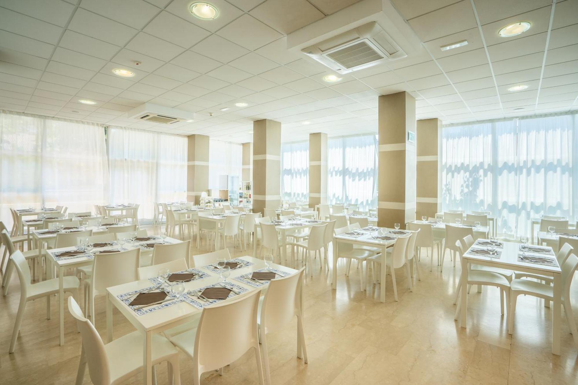 Lotus Hotel All Inclusive & Spiaggia Rimini Eksteriør billede