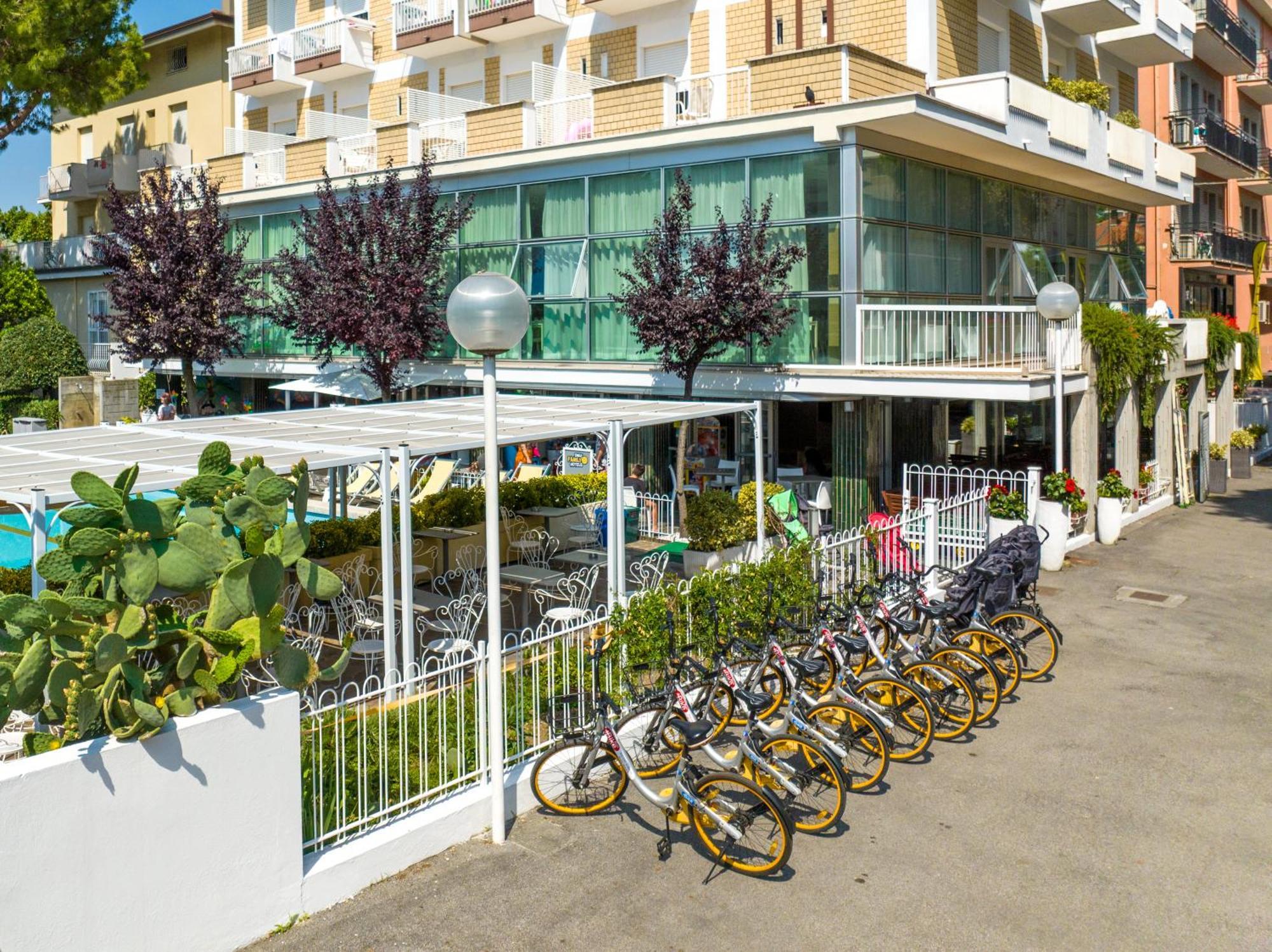 Lotus Hotel All Inclusive & Spiaggia Rimini Eksteriør billede